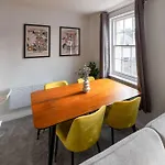 Harbour-side 1 Bed With Sea Views Apartment *