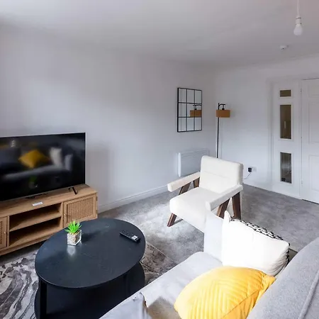 Apartment Harbour-side 1 Bed With Sea Views *