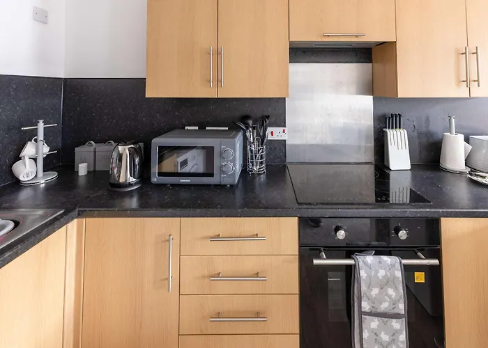 Harbour-side 1 Bed With Sea Views Apartamento