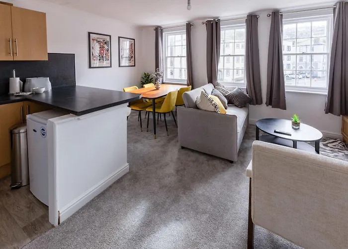 Apartamento Harbour-side 1 Bed With Sea Views